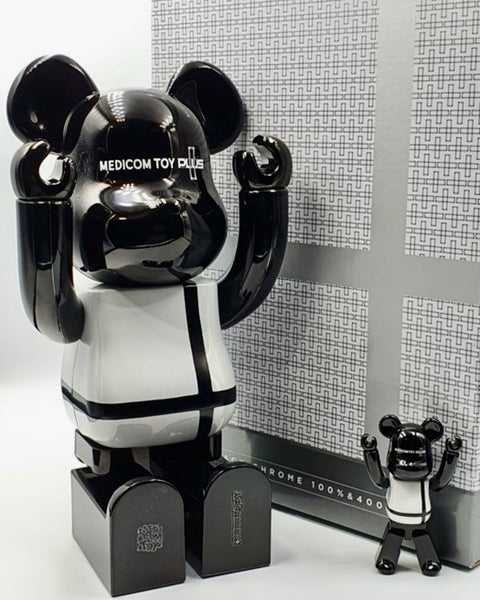 MEDICOM TOY BEARBRICK - MEDICOMTOY PLUS - BLACK CHROME 2021