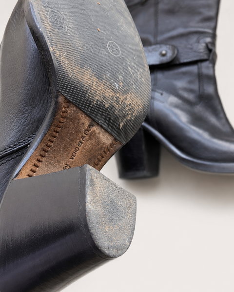 Botas Altas con Hebillas Doradas - BARBARA BUI