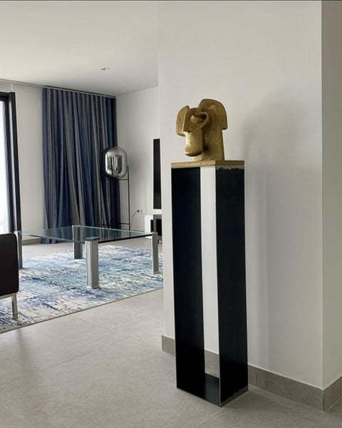 Peana escultórica de acero negro - José Soler Navarro