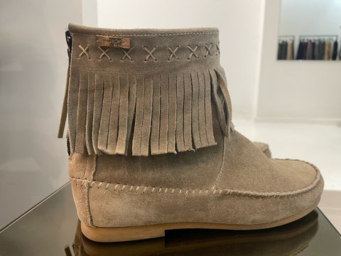 Zapatos estilo “indian” LES TROPEZIENNES