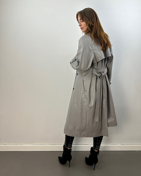 Abrigo Gris en Piel Sintetico - DESIGNERS REMIX