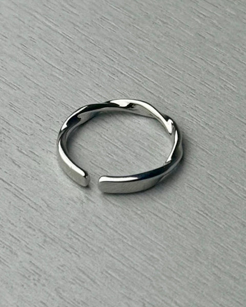 Anillo retorcido en plata - ARGENT