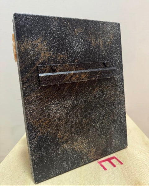 Hidden Look – HiIONES (2026)