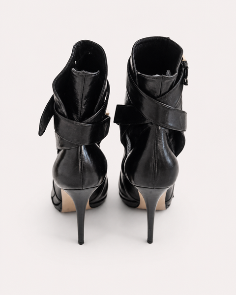 Botines Tacón de Aguja + Suelas Doradas - BARBARA BUI