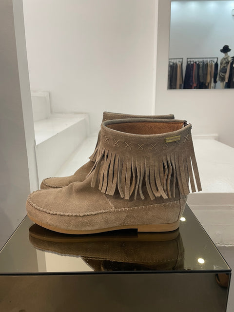 Zapatos estilo “indian” LES TROPEZIENNES