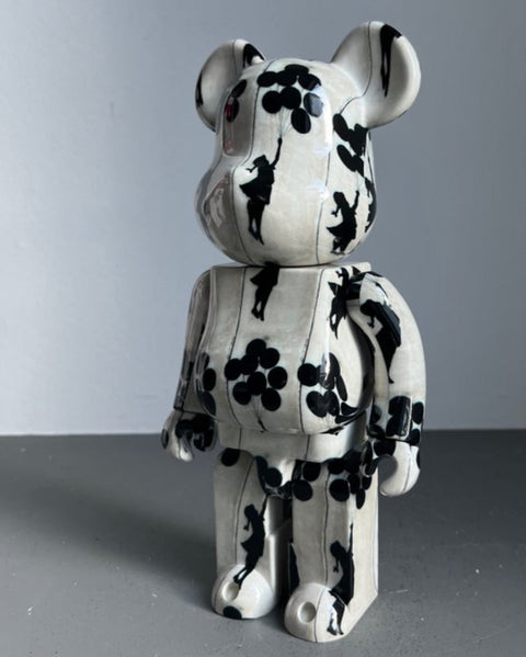 MEDICOM TOY BEARBRICK - THE GIRL WITH BALLONS - BANKSY