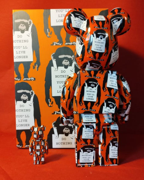 MEDICOM TOY BEARBRICK- BANKSY - MONKEY SIGN