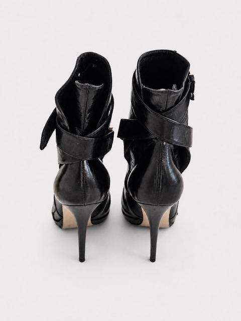 Botines Tacón de Aguja + Suelas Doradas - BARBARA BUI