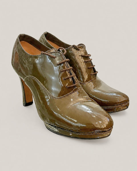 Tacones altos en cuero charol con cordones - REPETTO