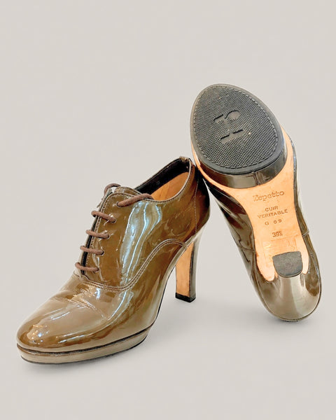 Tacones altos en cuero charol con cordones - REPETTO