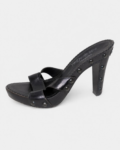 Zuecos de Piel Negra con Tachuelas | YSL RIVE GAUCHE