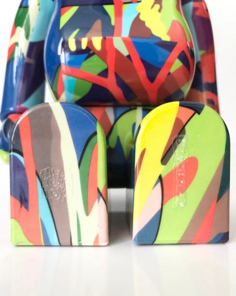 BEARBRICK - KAWS Tension – Edición Limitada