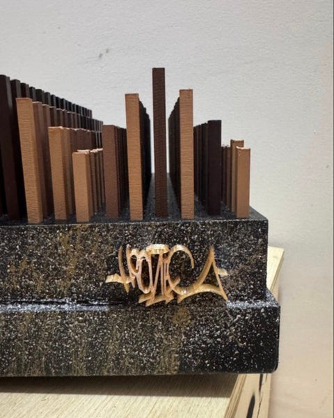 Hidden Look – HiIONES (2026)