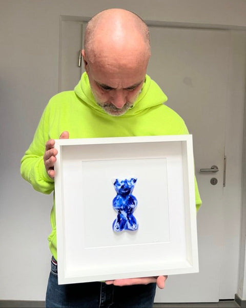 « Hommage á Yves Klein » (HARIBO) - D-Uli